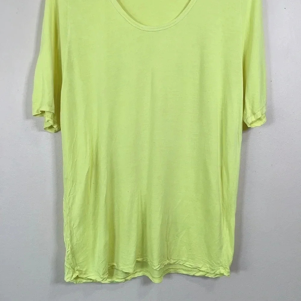 Aritzia Wilfred Free Neon Lime  Short Sleeve Top - Picture 4 of 10